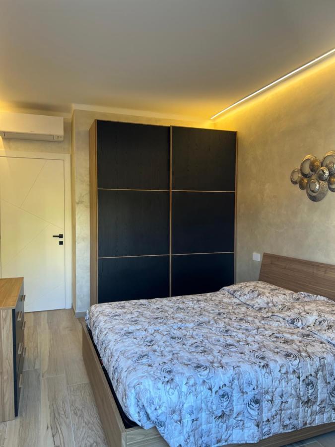 Corso Montecarlo Daire Ventimiglia Dış mekan fotoğraf