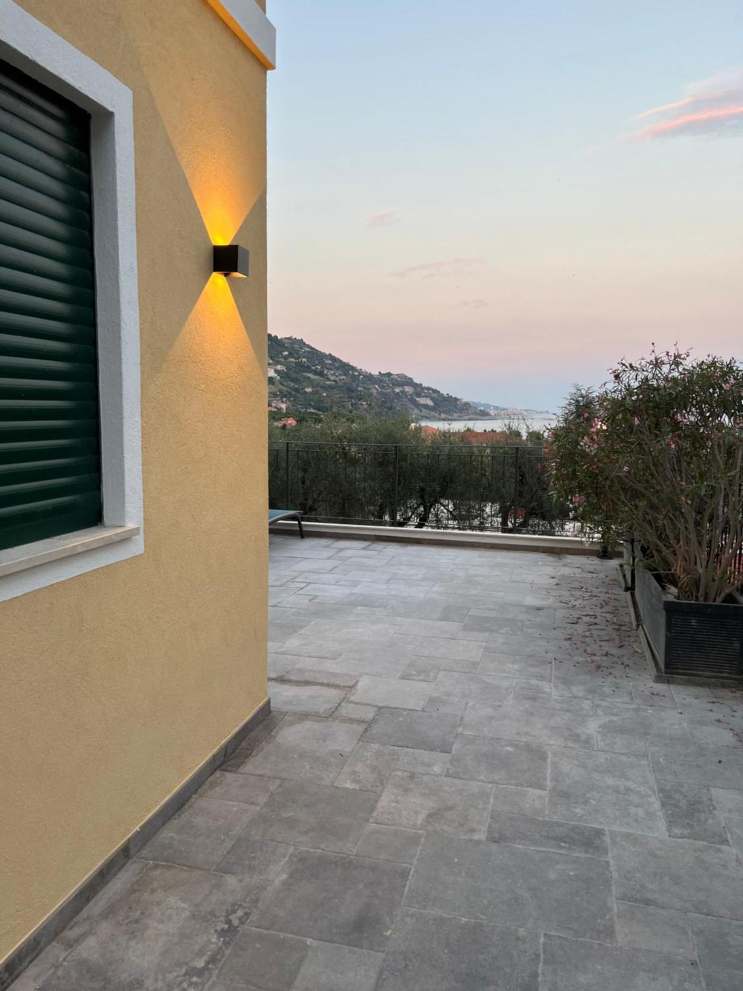 Corso Montecarlo Daire Ventimiglia Dış mekan fotoğraf